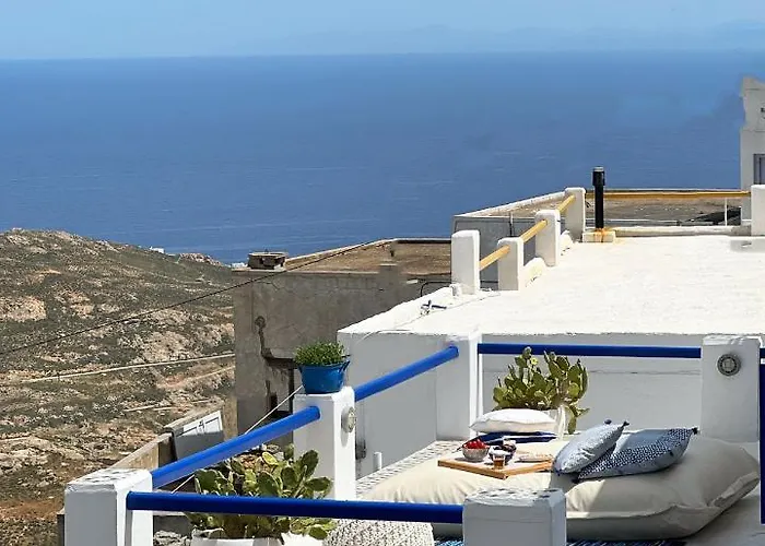 White Gospodarstwo wiejskie *