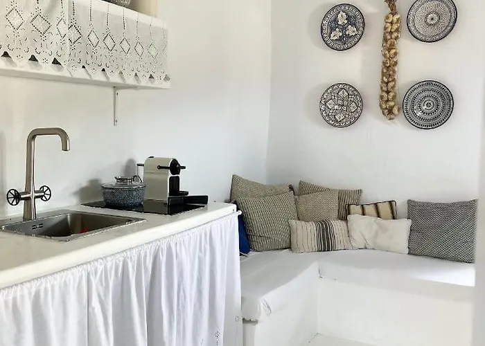 White Landsted Serifos Town